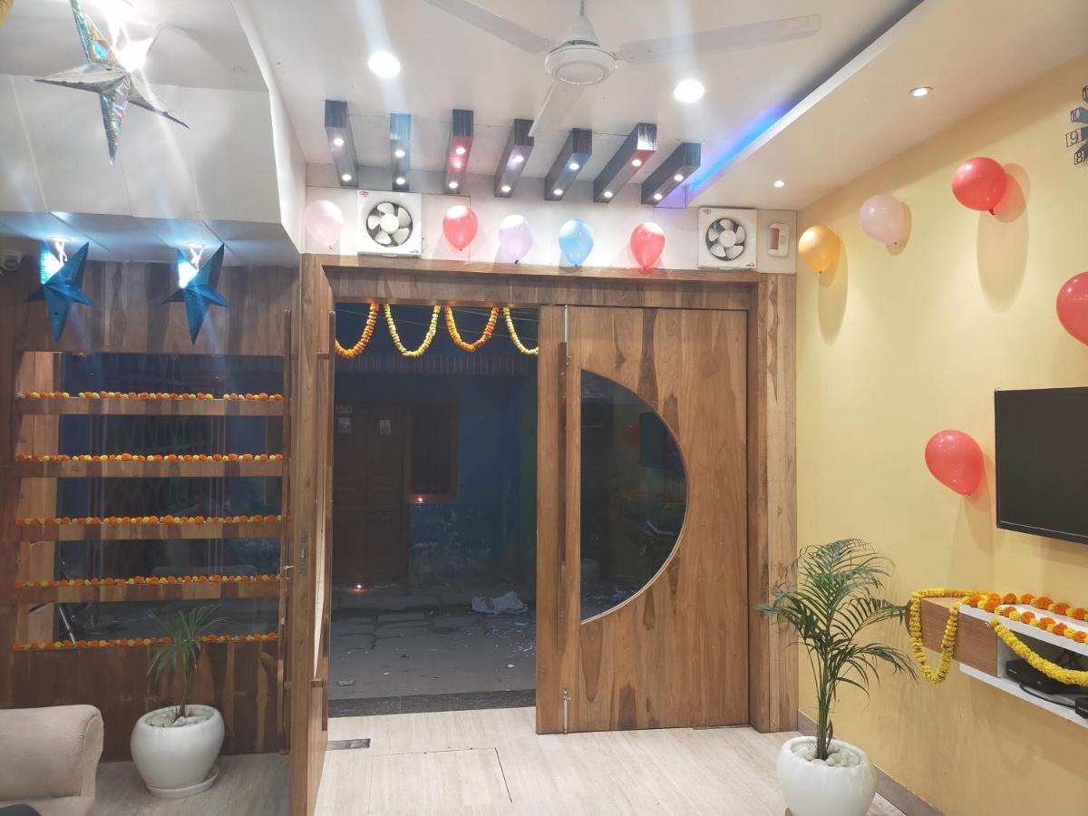 Hotel Prabhat — Photos 1