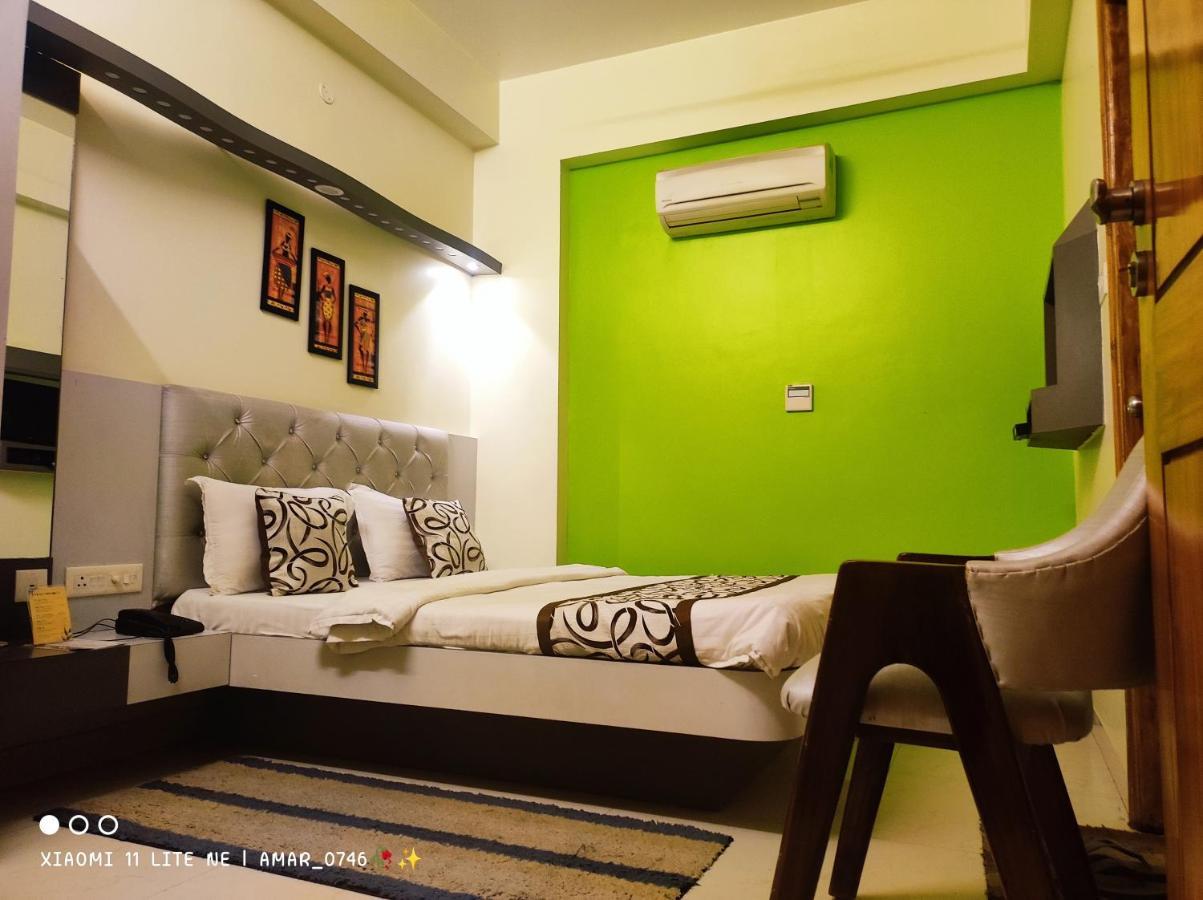 Hotel Prabhat — Photos 2
